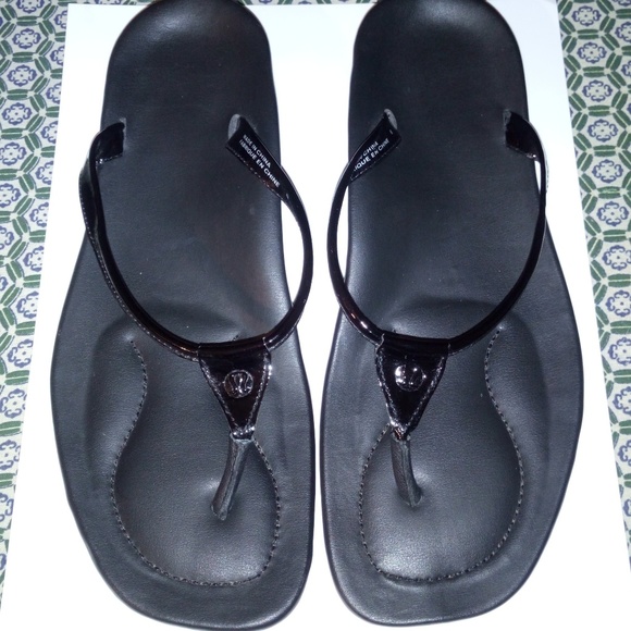 flip flops with backs